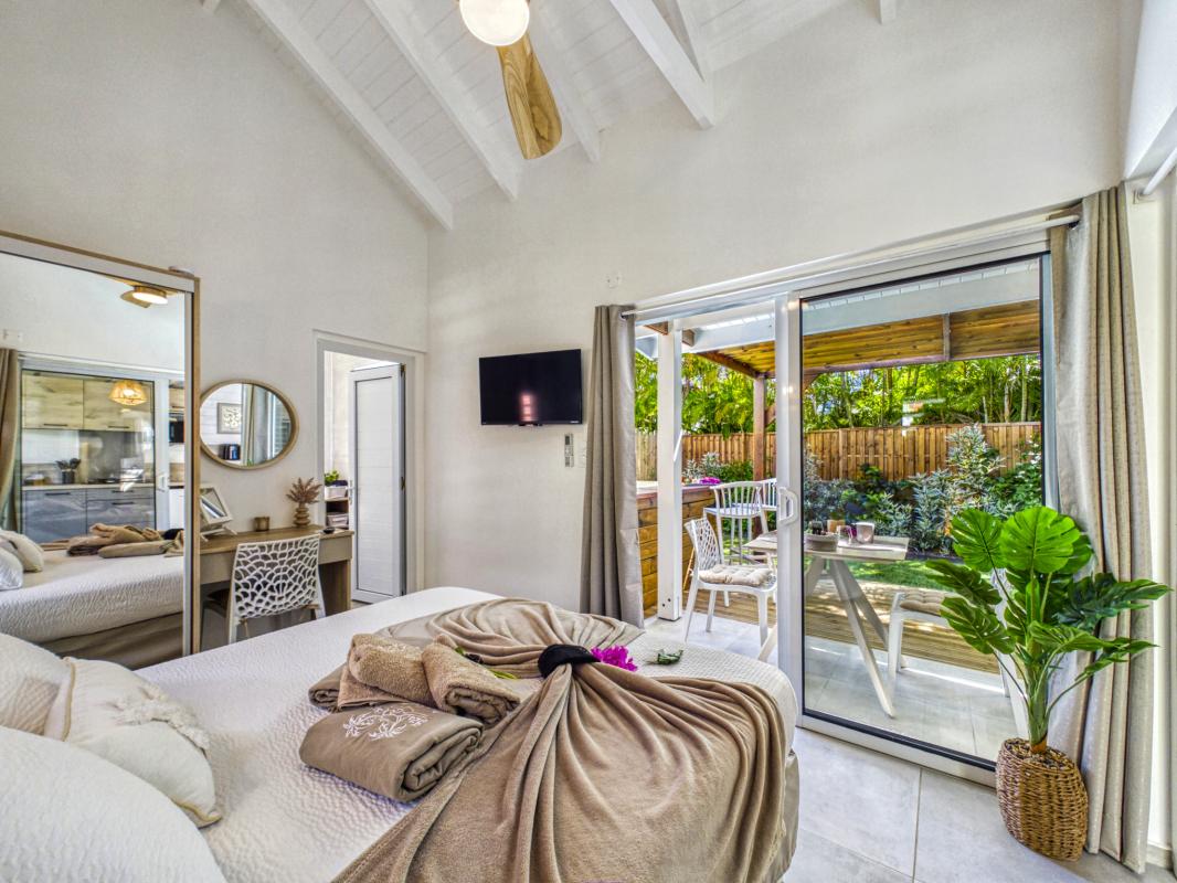 17.Guadeloupe Sainte-Rose- location villa 2 personnes-piscine